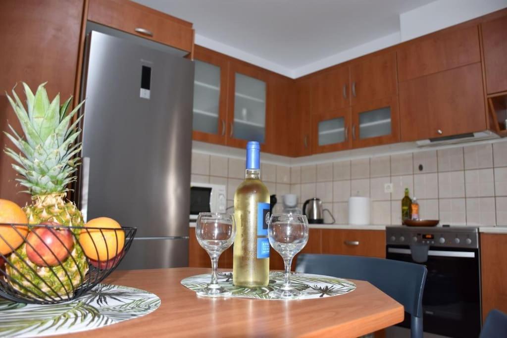 Iakovos Apartments Chorafakia Exterior foto